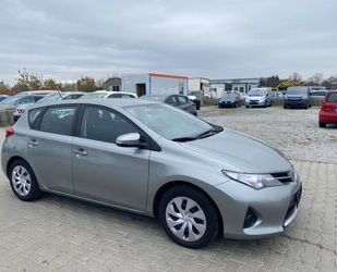 Toyota Toyota Auris Cool/1.4 Benzin/23000 Km/Tüv bis 5/20 Gebrauchtwagen