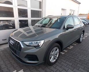 Audi Audi Q3 40 TFSI quattro/Design Selection/Leder/Pan Gebrauchtwagen