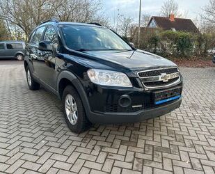 Chevrolet Chevrolet Captiva 2.4 LS 2WD / Tüv Neu / AHK Gebrauchtwagen