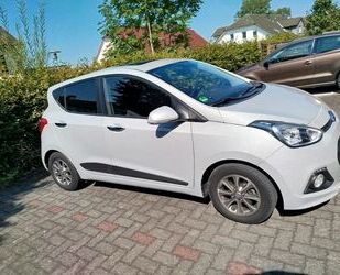 Hyundai Hyundai i10 mit Glitzer Folierung Gebrauchtwagen