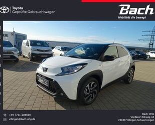 Toyota Toyota AYGO X 1.0 l Black & White M/T Gebrauchtwagen