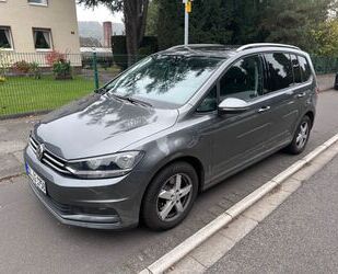 VW Volkswagen Touran 1.6 TDI SCR SOUND BMT SOUND Pano Gebrauchtwagen