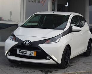 Toyota Toyota Aygo AYGO x-play touch Navi Kamera Klima Al Gebrauchtwagen