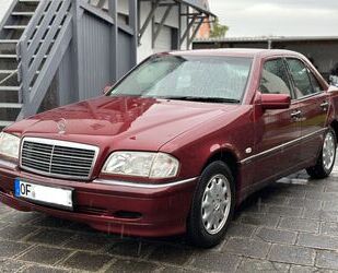 Mercedes-Benz Mercedes-Benz C 180 Lim Benziner Elegance Autom. S Gebrauchtwagen