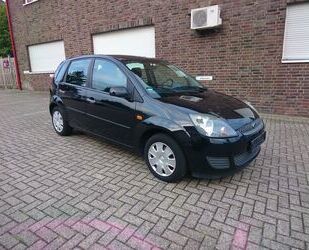 Ford Ford Fiesta 1,3 Style 1. Hand ** 60 tkm ** 5 Türen Gebrauchtwagen