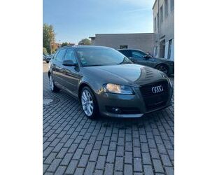 Audi Audi A3 SPORTBACK 2.0 TDI*AMBIENTE*PANO*NAVI*MULTI Gebrauchtwagen