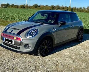 Mini MINI Cooper SE Trim M Gebrauchtwagen