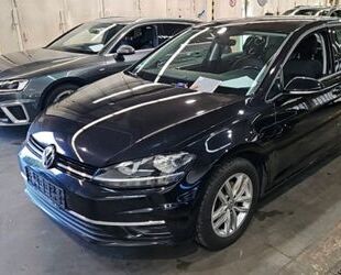 VW Volkswagen Golf VII Lim.2.0TDI Comfortline/Navi/10 Gebrauchtwagen