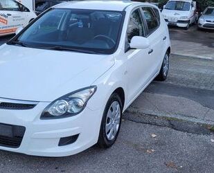 Hyundai Hyundai i30 1.4 Comfort Gebrauchtwagen