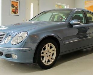 Mercedes-Benz Mercedes-Benz E 240 Lim Temp,Keyles,Klima,8-fach Gebrauchtwagen