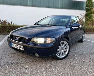 Volvo Volvo S60 T5 Sthzg./Leder/Xenon - wunderschön! Gebrauchtwagen