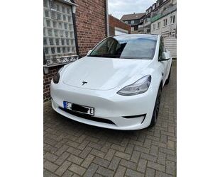 Tesla Tesla Model Y Performance 8fach bereift Garantie 2 Gebrauchtwagen