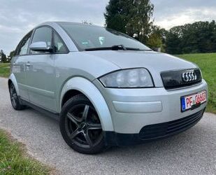 Audi Audi A2 1.4 Panorama Dach 2 Hand 8 x Reifen TÜV NE Gebrauchtwagen