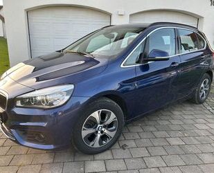 BMW BMW 218i Active Tourer Advantage ACC Navi LED DAB Gebrauchtwagen