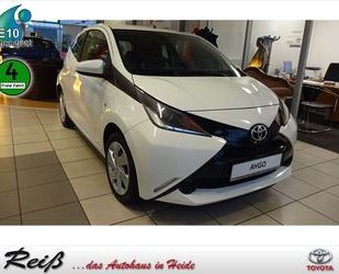 Toyota Toyota Aygo x-play , Klima, Bluetooth u. Audiosyst Gebrauchtwagen