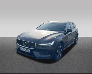 Volvo Volvo V60 B4 CC AWD Plus Bright Mild Hybrid Diesel Gebrauchtwagen