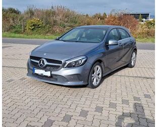 Mercedes-Benz Mercedes-Benz A 200 Urban Pano Navi LED Ambiente S Gebrauchtwagen