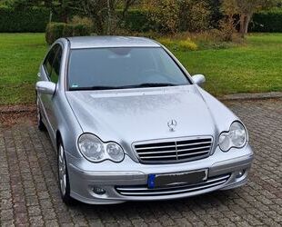 Mercedes-Benz Mercedes-Benz 220 CDI AVANTGARDE TÜV NEU Gebrauchtwagen