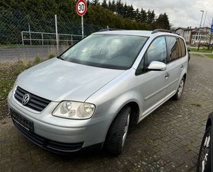 VW Volkswagen Touran Conceptline.klima 5 sitzen TŪV-2 Gebrauchtwagen