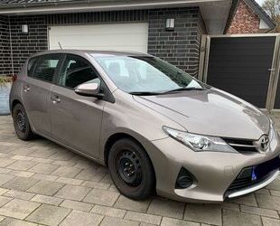 Toyota Toyota Auris Comfort 1,33-l-Dual-VVT-i S/S Comfort Gebrauchtwagen