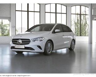 Mercedes-Benz Mercedes-Benz B 180 d PDC SpurH Navi AUT AHK Klima Gebrauchtwagen