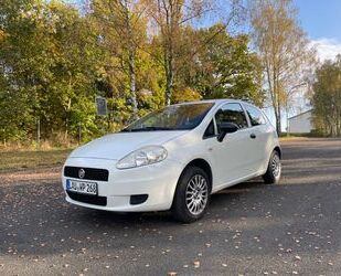 Fiat Fiat Grande Punto 1.2 Benzin* 1. Hand* TÜV 09.2025 Gebrauchtwagen