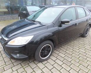 Ford Ford Focus Lim. Style + Gebrauchtwagen