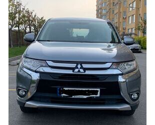 Mitsubishi Mitsubishi Outlander 2.0 Benziner Plus ClearTec 4W Gebrauchtwagen