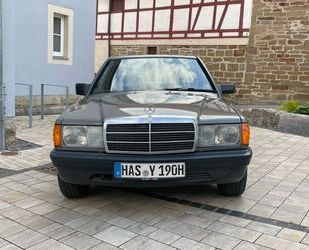 Mercedes-Benz Mercedes-Benz 190 E *125.000km*H-Kennz.*TÜV*el. Sc Gebrauchtwagen