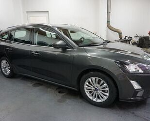 Ford Ford Focus Turnier Titanium,Tempo,Sh,Navi,Pdc,4486 Gebrauchtwagen