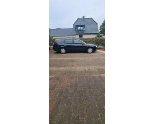 Ford Ford Mondeo 2,0 Ghia Ghia Gebrauchtwagen