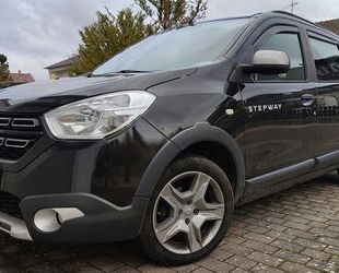 Dacia Dacia Minicamper Lodgy SCe 110 LPG Stepway Stepway Gebrauchtwagen