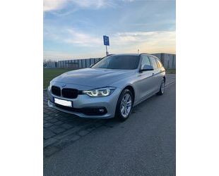 BMW BMW F31 320d Touring*LED*AHK*SHZ*el.Heckklappe* Gebrauchtwagen