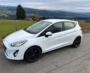 Ford Ford Fiesta 1,1 63kW Cool & Connect Cool & Connect Gebrauchtwagen