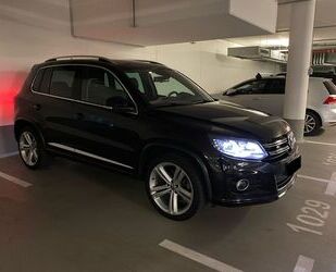 VW Volkswagen Tiguan 2.0 TDI 4M R-LINE AHK KEYLESS PA Gebrauchtwagen