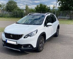 Peugeot Peugeot 2008 Allure PureTech 130 Stop&Start PANO / Gebrauchtwagen