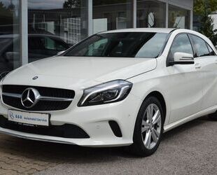 Mercedes-Benz Mercedes-Benz A 180 *AUTOMATIK*NAVI*LED*CAM*PDC*SH Gebrauchtwagen