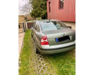 VW Volkswagen Passat 1.8 T Comfortline Gebrauchtwagen