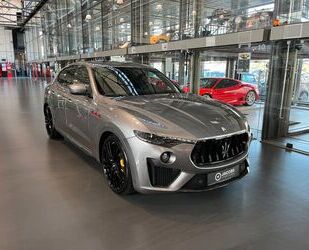 Maserati Maserati Levante V8 Trofeo *Sternenhimmel*Pano* Gebrauchtwagen