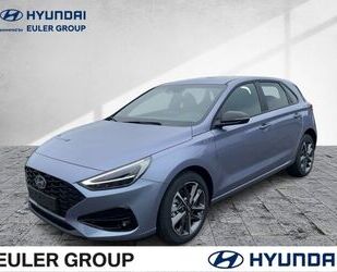 Hyundai Hyundai i30 1.5iT DCT 2WD Advantage Plus-Paket Gebrauchtwagen