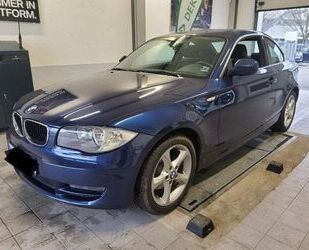 BMW BMW 120i Coupe Advantage 1. Hand BMW Scheckheft Gebrauchtwagen