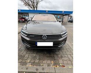 VW Volkswagen TOP-ANGEBOT VW Passat B8 2.0 TDI Highli Gebrauchtwagen