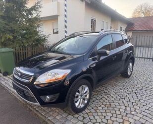 Ford Ford Kuga 2,0TDCi 4x4 103kW Champions Edition Gebrauchtwagen