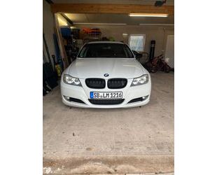 BMW BMW 325d Touring LCI AHK M Lenkrad Gebrauchtwagen