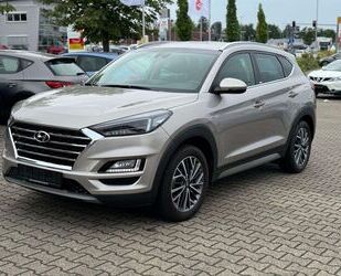 Hyundai Hyundai TUCSON Style 2WD *Automatik *Navi *Cam *AH Gebrauchtwagen