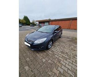 Ford Ford Focus 1,0 EcoB. 74kW Champions Edit. Turnier. Gebrauchtwagen