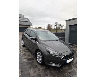 Ford Ford Focus 1,5 TDCi 120PS / Kombi / Wintervollpak Gebrauchtwagen