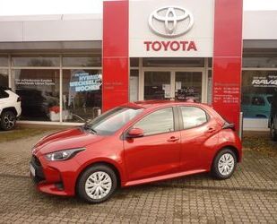 Toyota Toyota Yaris 1.0 5-G. Comfort + Sitzheizung - Sche Gebrauchtwagen