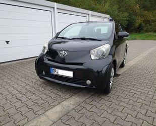 Toyota Toyota IQ + 1,0-l-VVT-i Lederausstattung (bis 22.1 Gebrauchtwagen