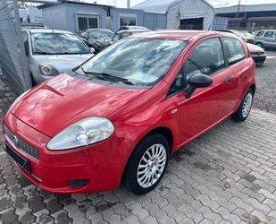 Fiat Fiat Grande Punto 1.2 8V Active. Tüv neu -Klima Gebrauchtwagen